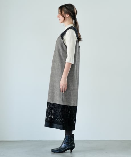 【Lallia Mu 26AW】2614382 ベロアレースドッキングドレス