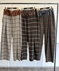【Lallia Mu 26AW】2614782 レザーウエストチェックカーブパンツ