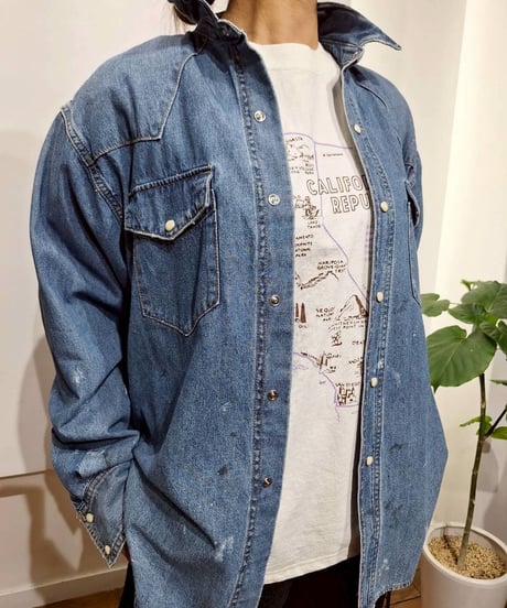 【LE MÉLANGE 26SS】8613202　ブリーチ+USED加工+ペンキング加工シャツ