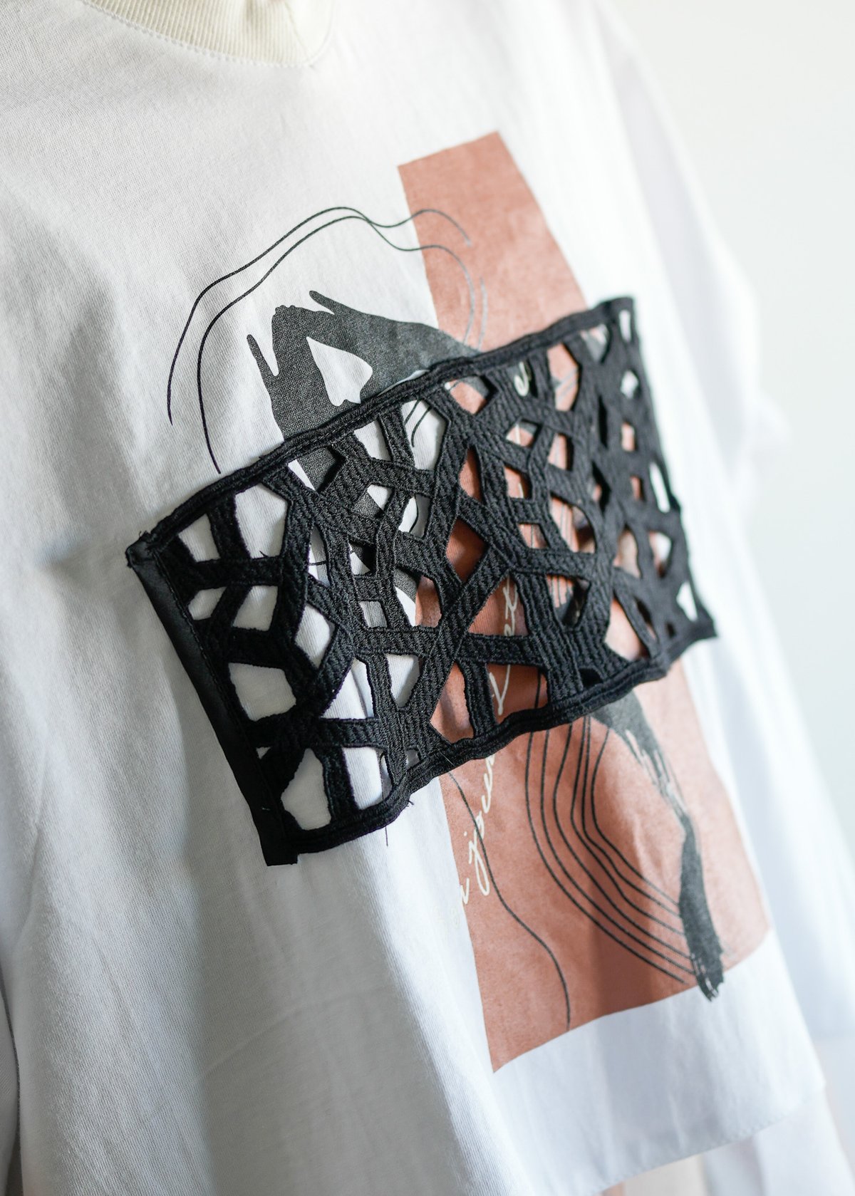 Lallia Mu】 2612501 レースドッキングプリントTシャツ | selectsh