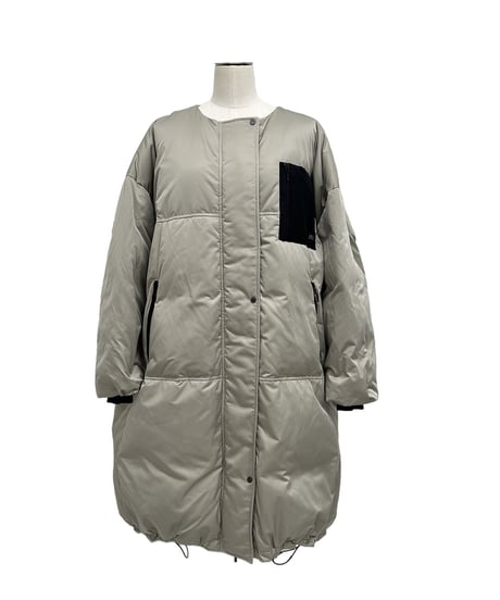 【ayane 26AW】  856702　ノーカラーロングダウン