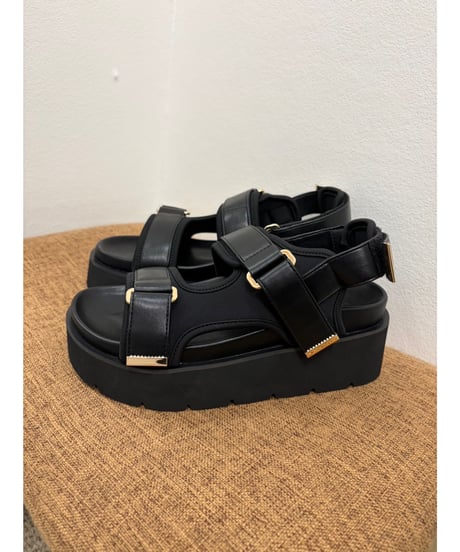 【ATELIER BRUGGE】 26KS-31 ベルクロストラップサンダル