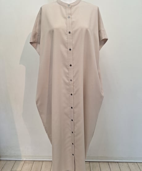 【ATELIER SIX】 21255509 麻調合繊ワイドシャツワンピース