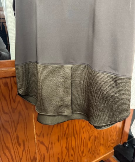 【LE MÉLANGE 26AW】8641009 フレンチスリーブ裾切替インナー