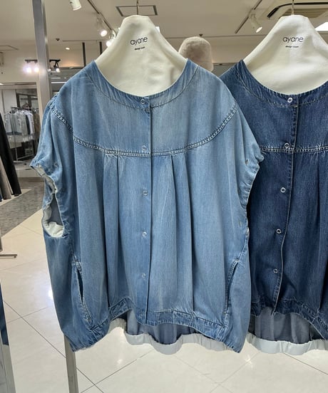【ayane 26AW】  856711　ダンガリーノーカラーフレンチスリーブブラウス