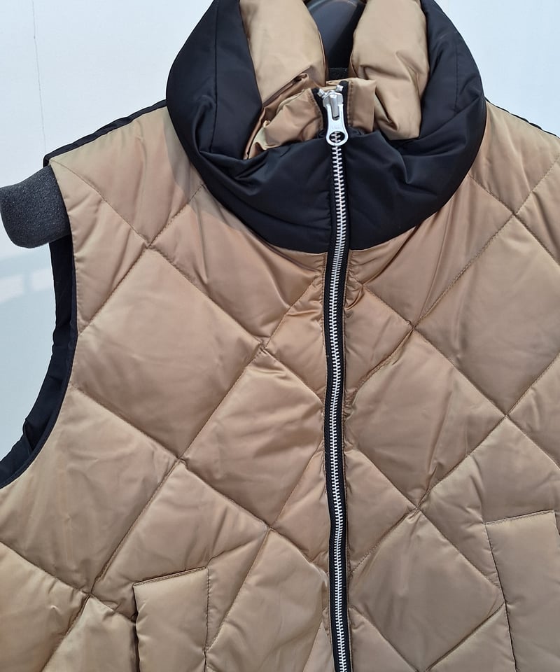Margaux Vintage バイカラーダウンベスト