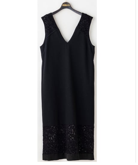 【Lallia Mu 26AW】2614382 ベロアレースドッキングドレス
