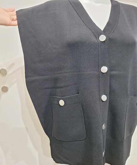【ATELIER SIX】HG-11267320　ストレッチVベスト