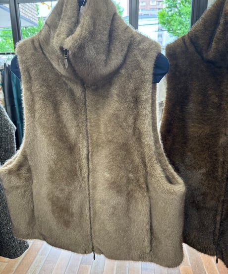 【LE MÉLANGE 26AW】  8643704 ECO MINK FUR ベスト