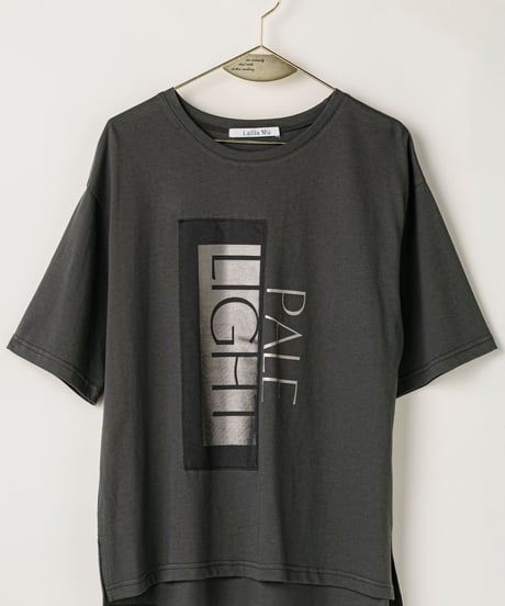 【LalliaMu 】2611570　メタリックプリントTシャツ
