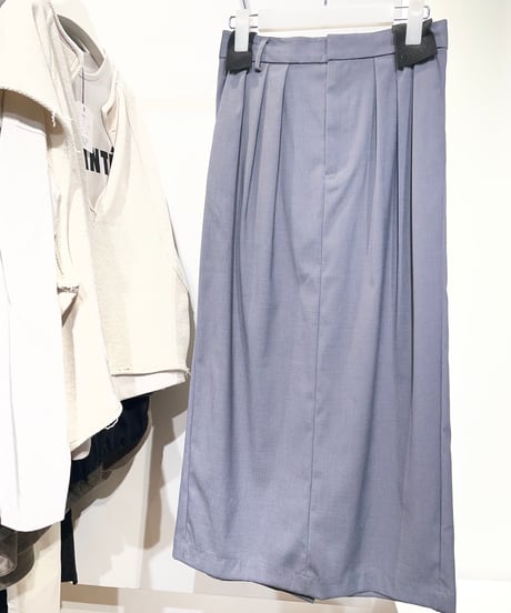 【AUG】844150 タックスカート