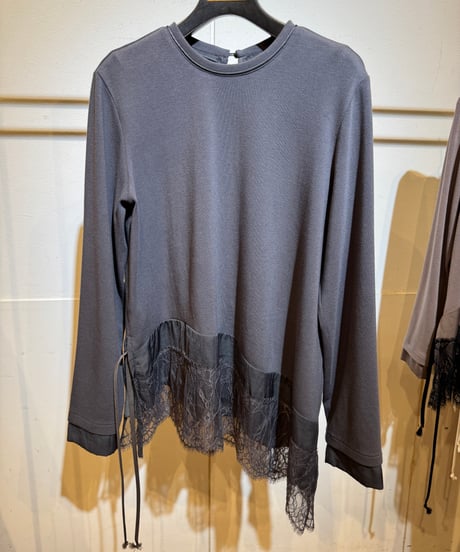 35【Lallia Mu 26AW】2614503 レースヘムハイテンションカットソー