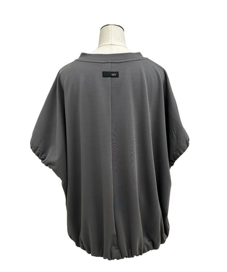 【ayane 26AW】 856728 ポリエステルポンチプルオーバー