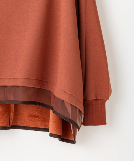 【Lallia Mu 26AW】2614510 ソフトサーモフレアプルオーバー