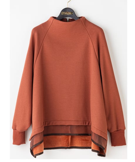 【Lallia Mu 26AW】2614510 ソフトサーモフレアプルオーバー