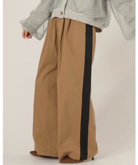 【trois】T246-87045 ツイルストレッチ ラインパンツ
