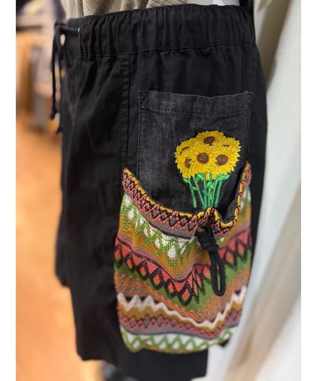 【humarous】 662825 Sunny Pocket Shorts