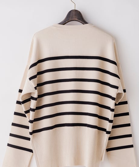 29【Lallia Mu 26AW】 2613413 ボーダープルオーバーニット