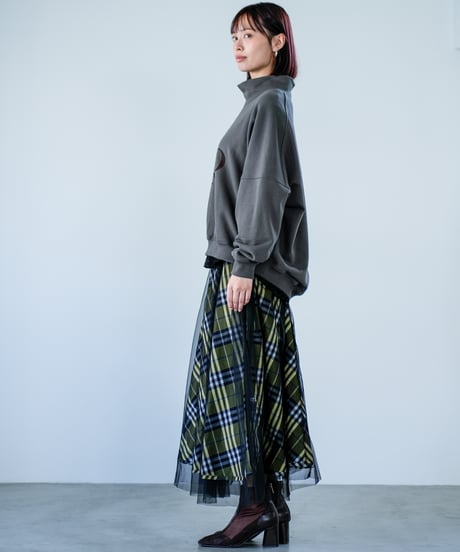 33【Lallia Mu 26AW】2614501 スタンドネックロゴプルオーバー