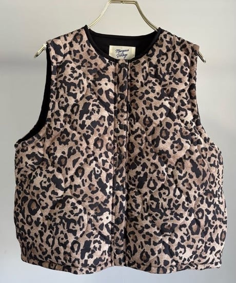 ピロッピ 新品未使用！Margaux vintageヒョウ柄 ダウンベスト ピロッピ様専用 新品未使用！Margaux vintageヒョウ柄 ダウンベスト