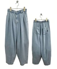 【ayane】  826507 テンセルデニムタックバレルレッグパンツ