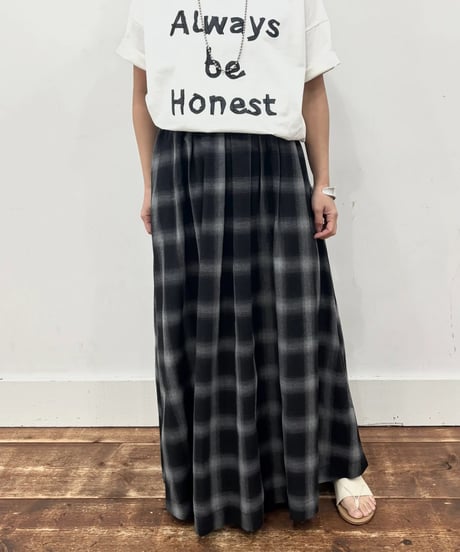【siro de labonte 26SS】 R623317　tuck flare skirt　／　ombre check