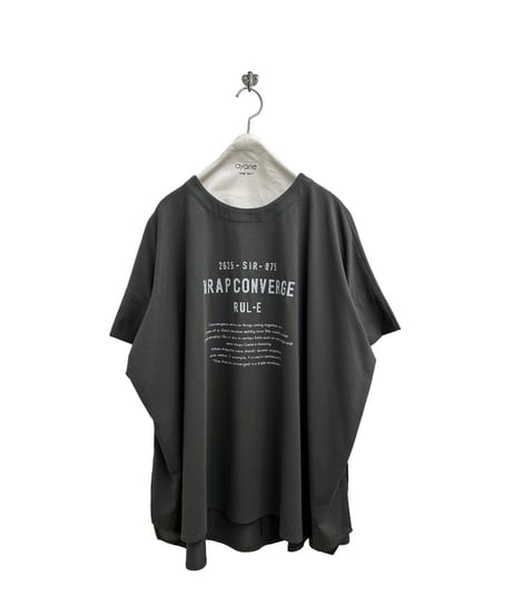 【ayane】  826519 ポンチョ型ロゴTシャツ