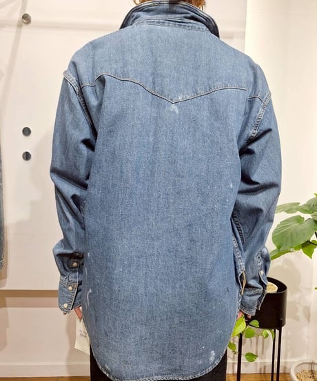 【LE MÉLANGE 26SS】8613202　ブリーチ+USED加工+ペンキング加工シャツ