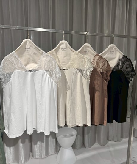 【ayane】  826525 レースフレアタンクトップ