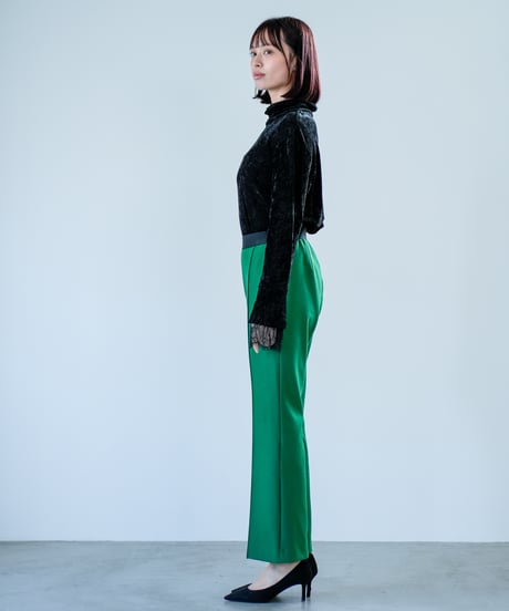 【Lallia Mu 26AW】2614780 ピンタックフレアパンツ