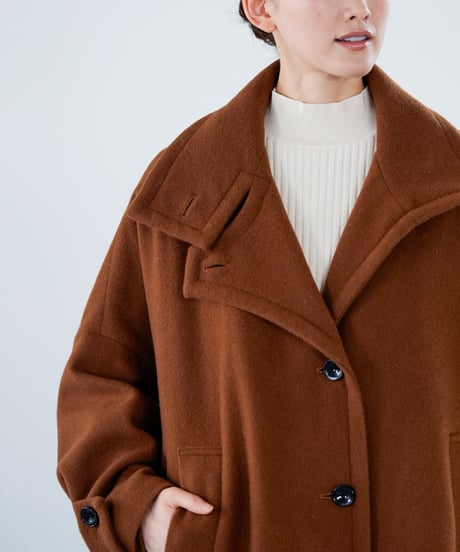 【Lallia Mu 26AW】2614180 スタンドカラーフレアコート