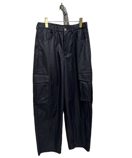 【ayane 26AW】 856718 樹脂コーティング加工カーゴパンツ