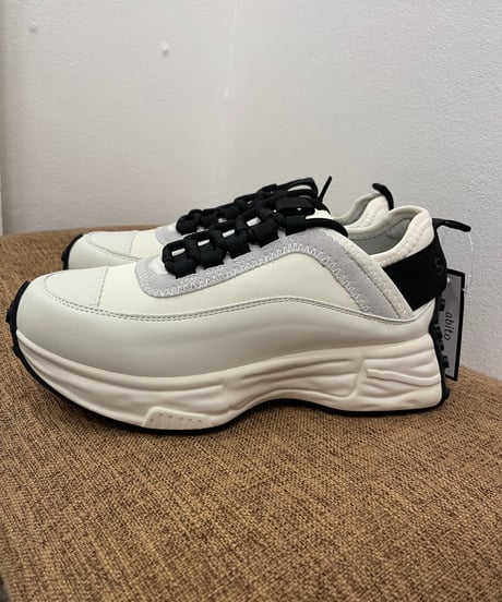 【SEEK（シーク）】BS568500レースアップ厚底スニーカー