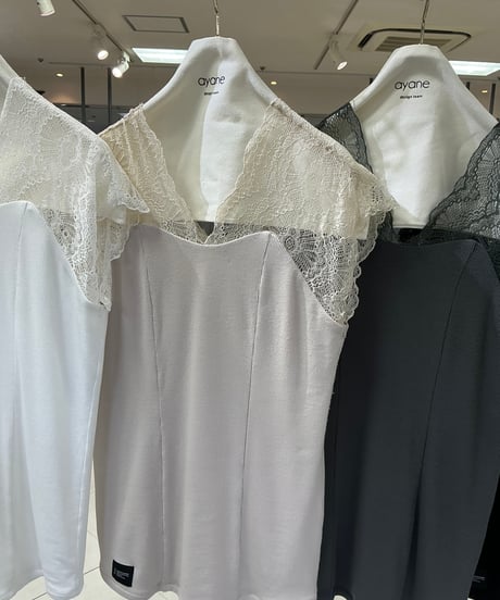 【ayane 26AW】早期ご予約送料無料！ 856745 ショルダーレースタンク