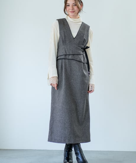 【Lallia Mu 26AW】2614383 ペプラムウエストワンピース