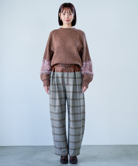 【Lallia Mu 26AW】2614782 レザーウエストチェックカーブパンツ