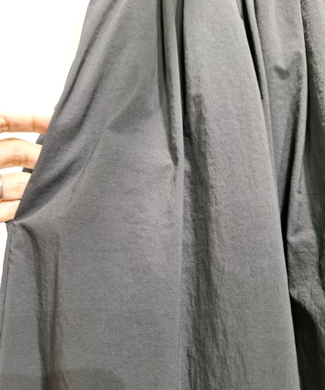 【cafune】535616 mat nylon stretch gather skirt