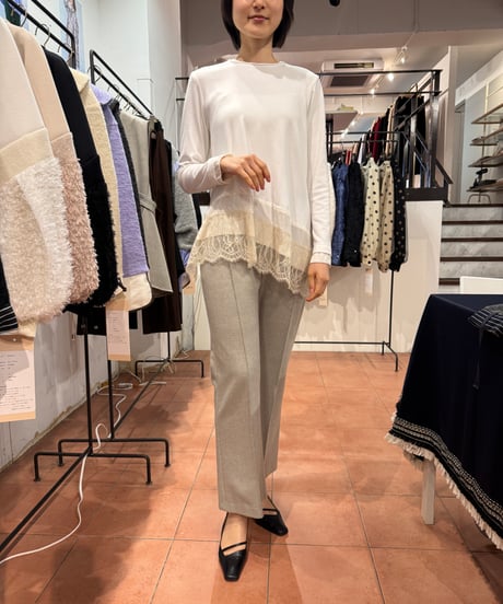 35【Lallia Mu 26AW】2614503 レースヘムハイテンションカットソー