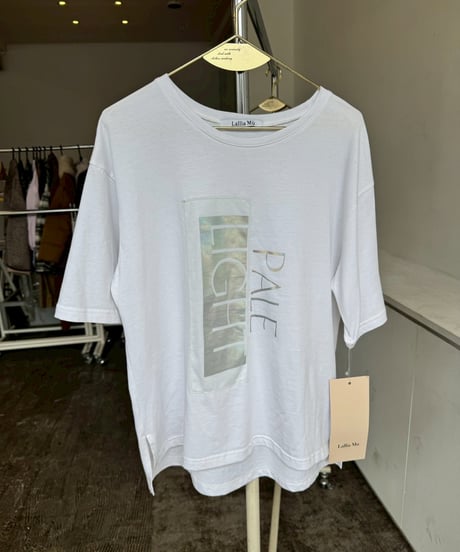 【LalliaMu 】2611570　メタリックプリントTシャツ