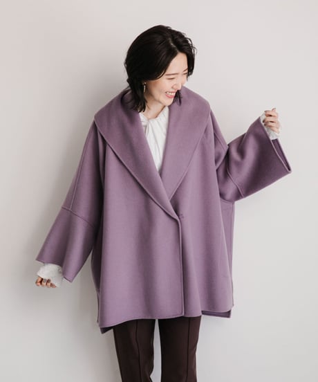 美品 ✨️ Lallia Mu ラリアムー ケープカラー リバーコート グレー 美品 ✨️ Lallia Mu ラリアムー ケープカラー リバーコート グレー