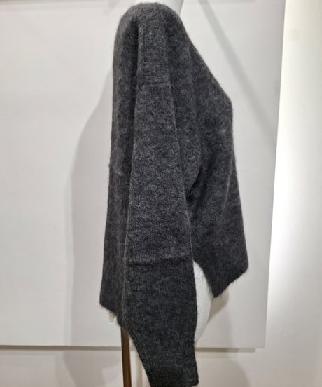 【ATELIER SIX】11256428 アルパカシャギープルオーバー