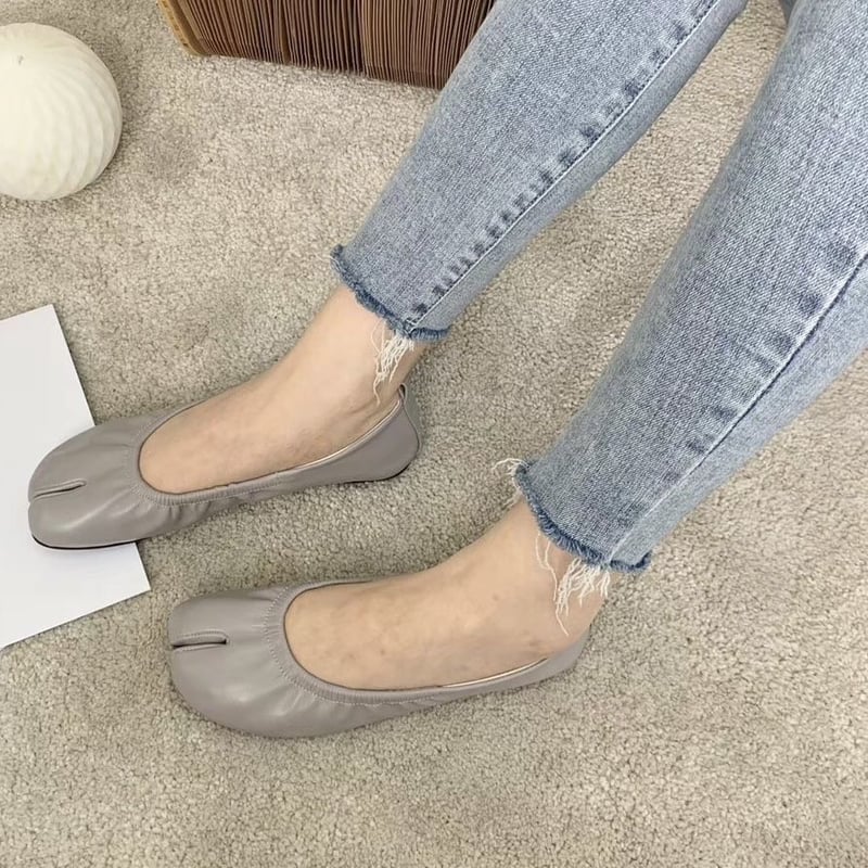 足袋バレエシューズ マルジェラ」の【タビ】バレエシューズの人気が止まらない！SNAP | VERY