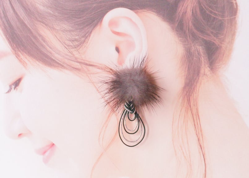 ミンクファーのふわもこ水引ピアス | Bloom beauty bar