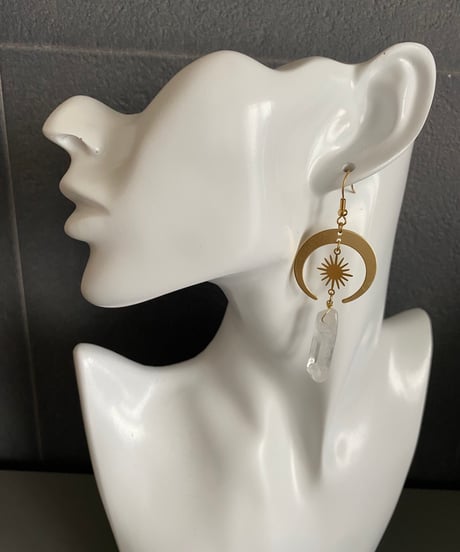 ピアス【 サンムーン × クリスタル 】金具交換可能 イヤリング 天然石 クリスタル オリエタル ボヘミアン 雑貨 かわいい プレゼント アクセサリー