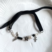 (//_.)...<3 Bracelet