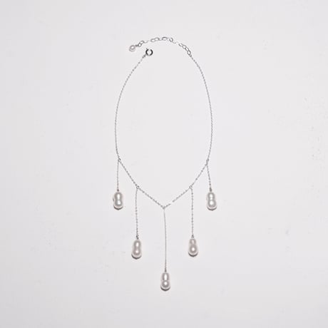 snowman pearl drape necklace