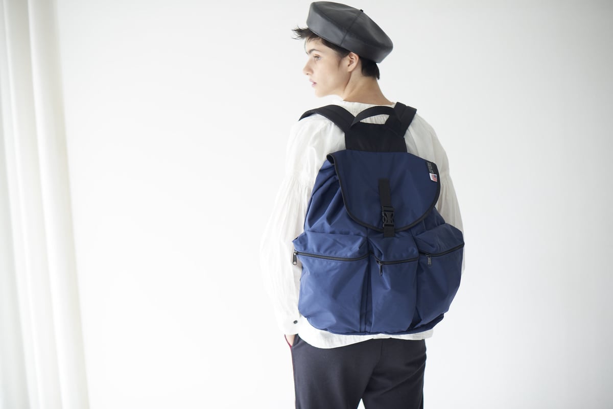 Mel pocket backpack Lサイズ