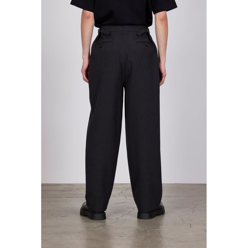 MARKA TUMBLED WOOL SERGE OFFICER PANTS 2TUCK WI MARKA TUMBLED WOOL SERGE OFFICER PANTS 2TUCK WI