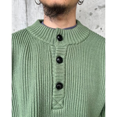 AMBERGLEAM Warm Henry Sweater