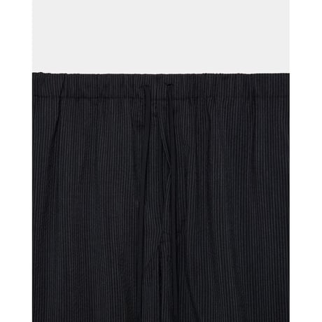 marka Wool seersucker / Wide Cylinder Fit Easy Pants